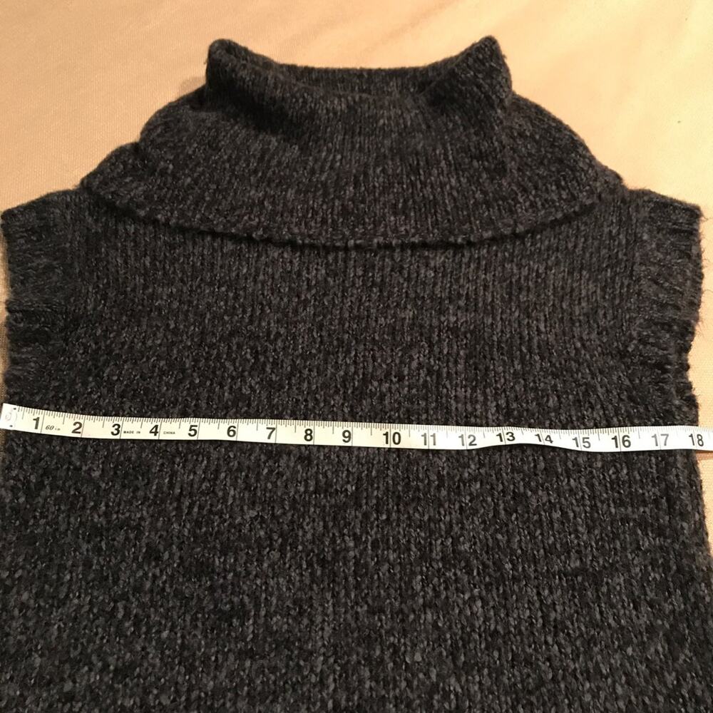Large Nine West Sweater